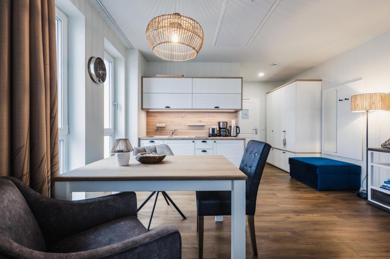 Baltic Lagoon Resort Direkt Am Meer Fuhlendorf  エクステリア 写真